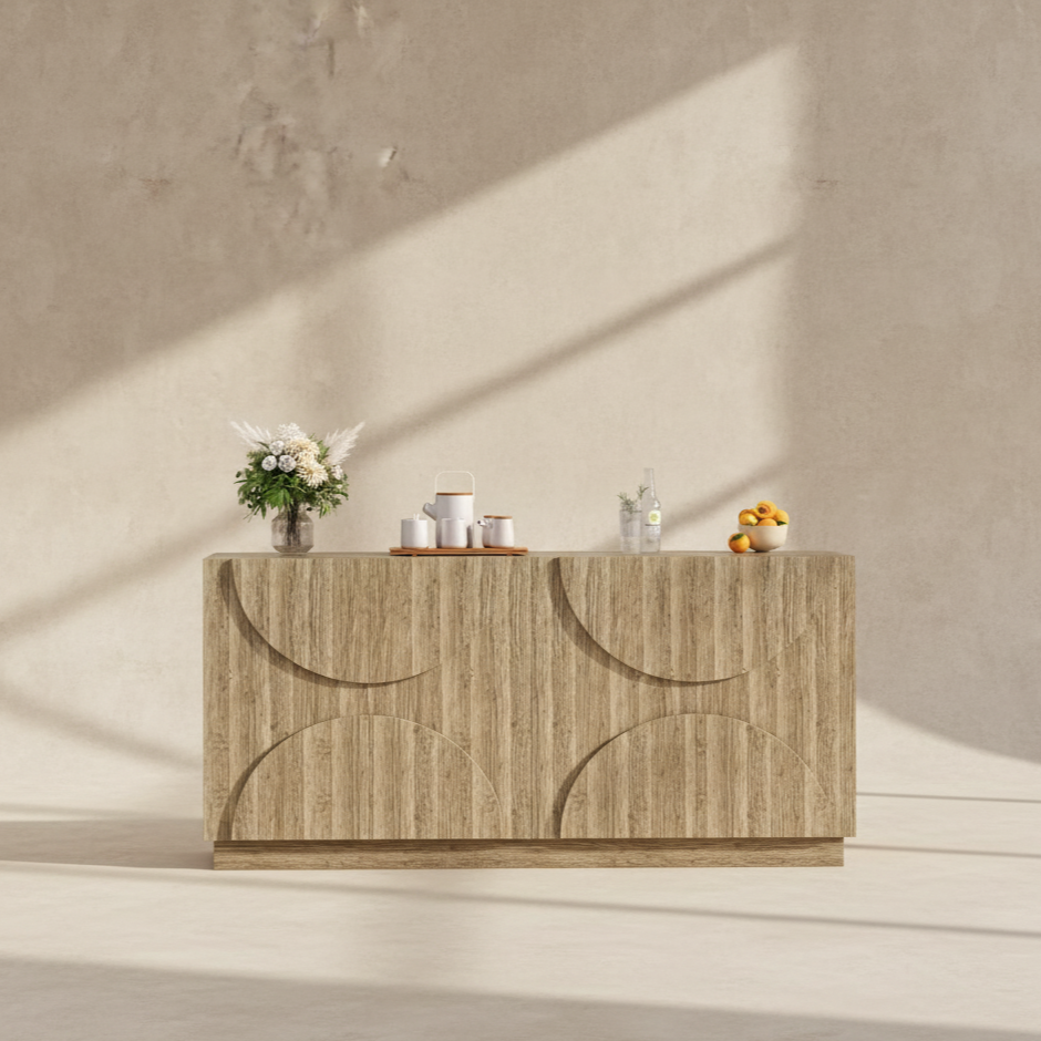 Buffet en bois naturel avec portes à ressort