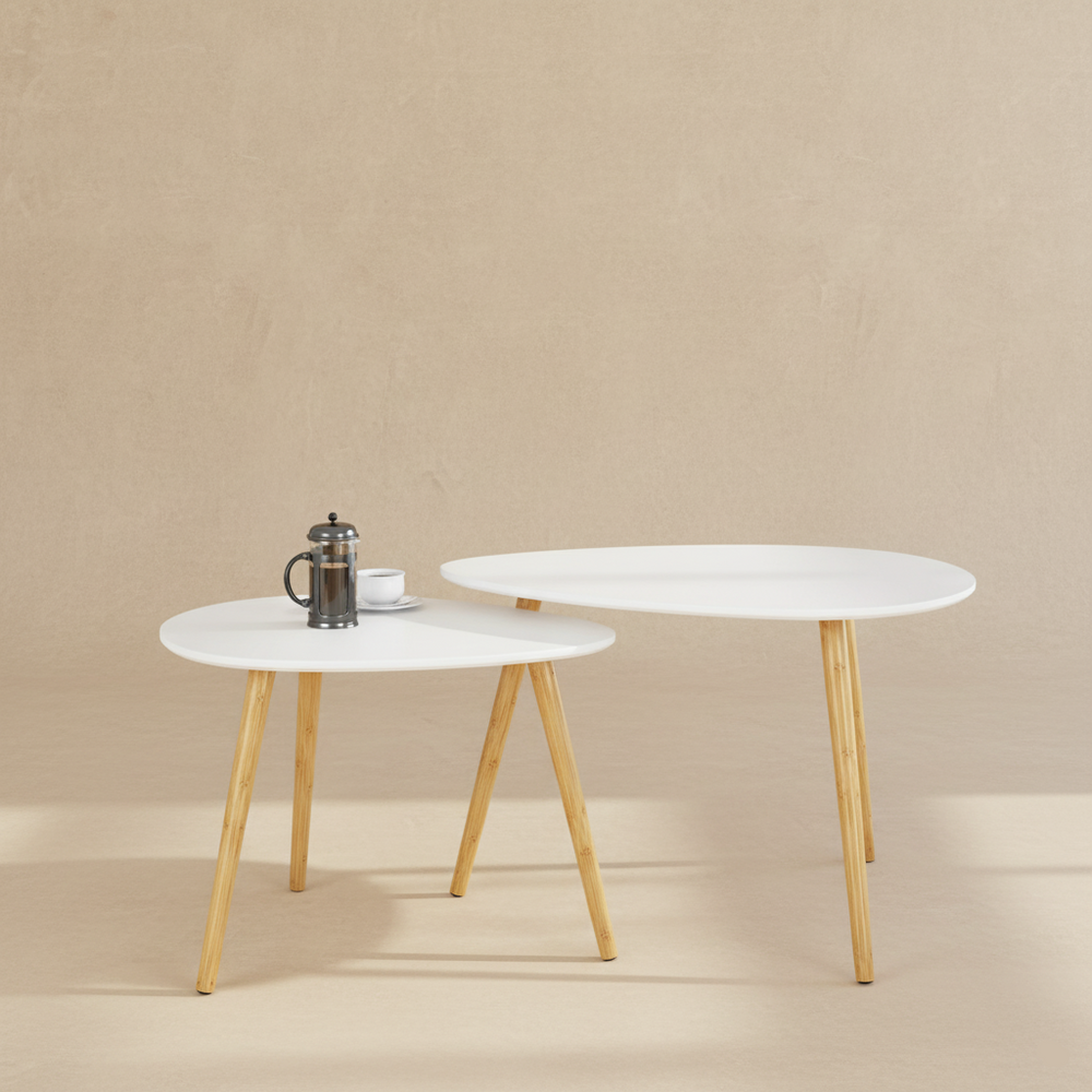 Weiße skandinavische Beistelltische