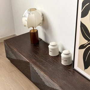 Meuble TV bas design nervuré