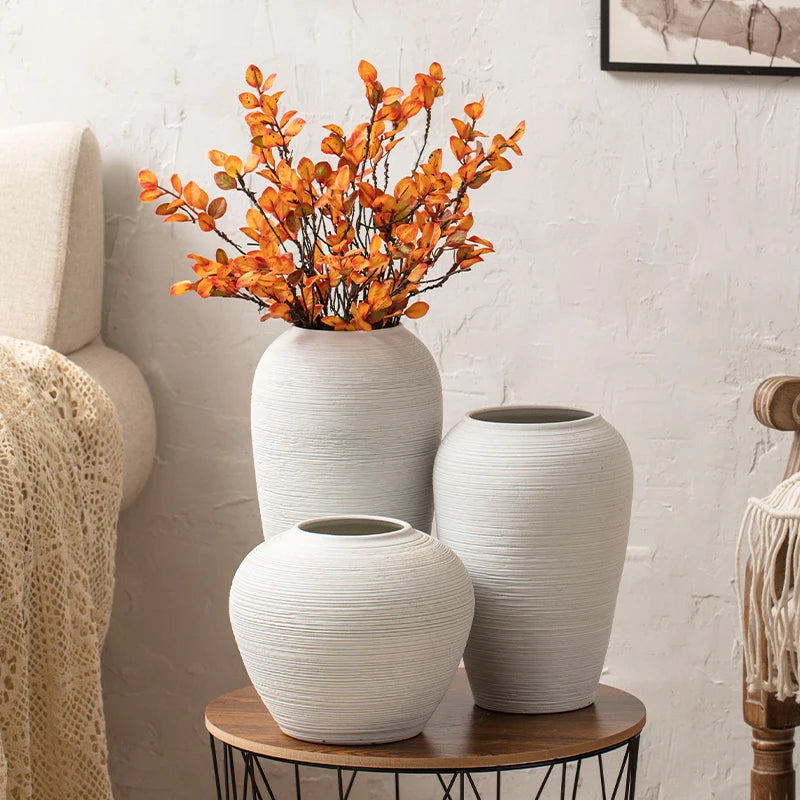 Vase décoratif minimaliste blanc