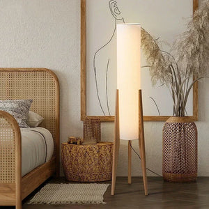 Lampadaire en bois massif design tissu