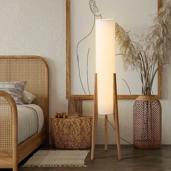 Lampadaire en bois massif design tissu