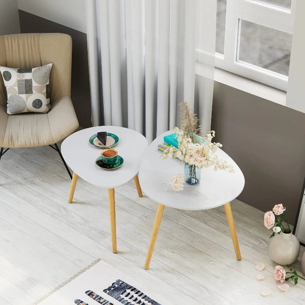 Tables d’appoint scandinaves blanches