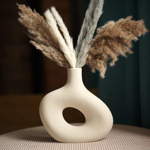 Vase en céramique mat design nordique