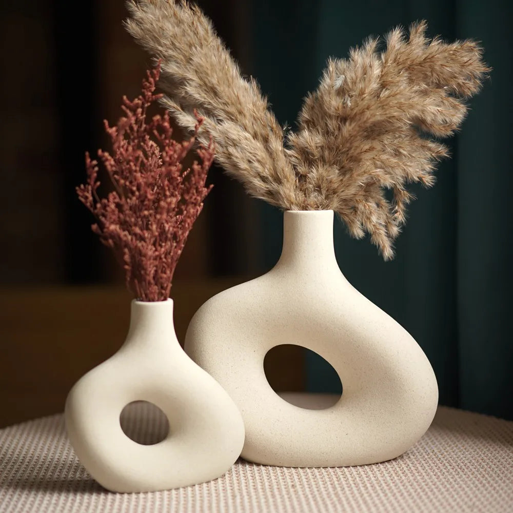 Vase en céramique mat design nordique