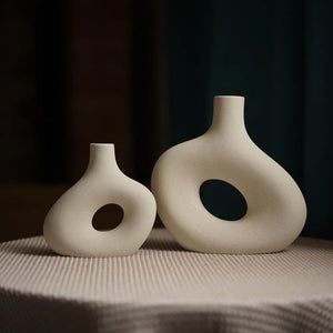 Vase en céramique mat design nordique