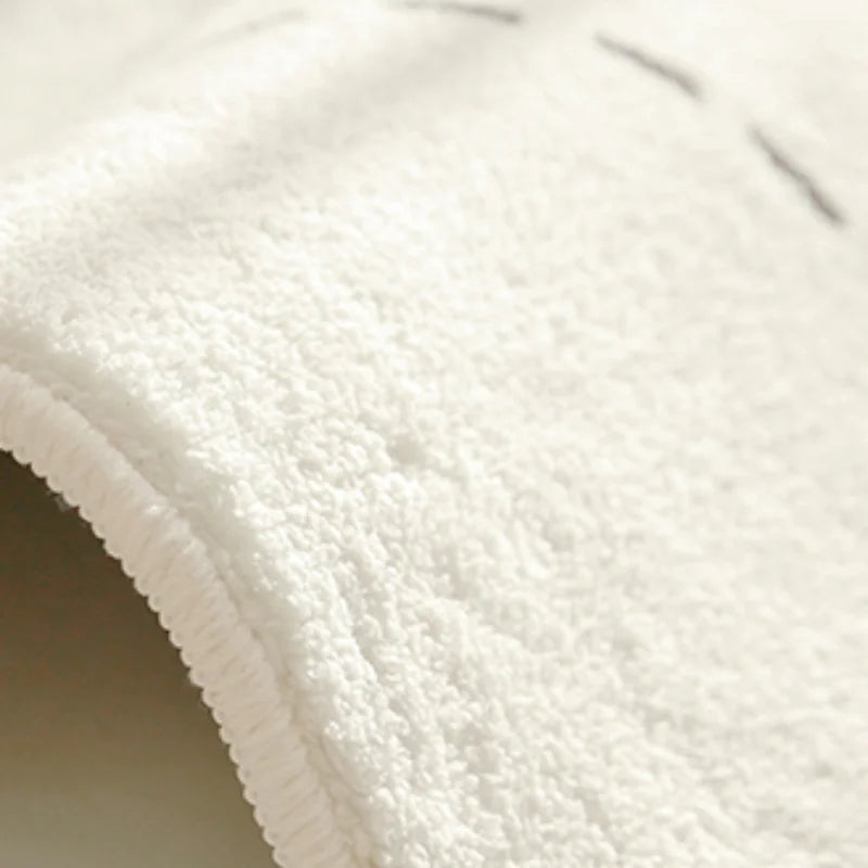 Tapis salon doux forme irrégulière