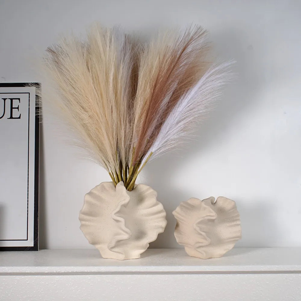 Vase en céramique design corail beige