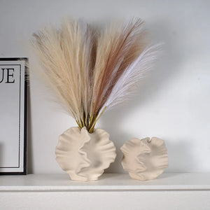 Vase en céramique design corail beige