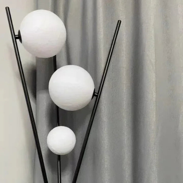 Lampadaire trépied moderne LED